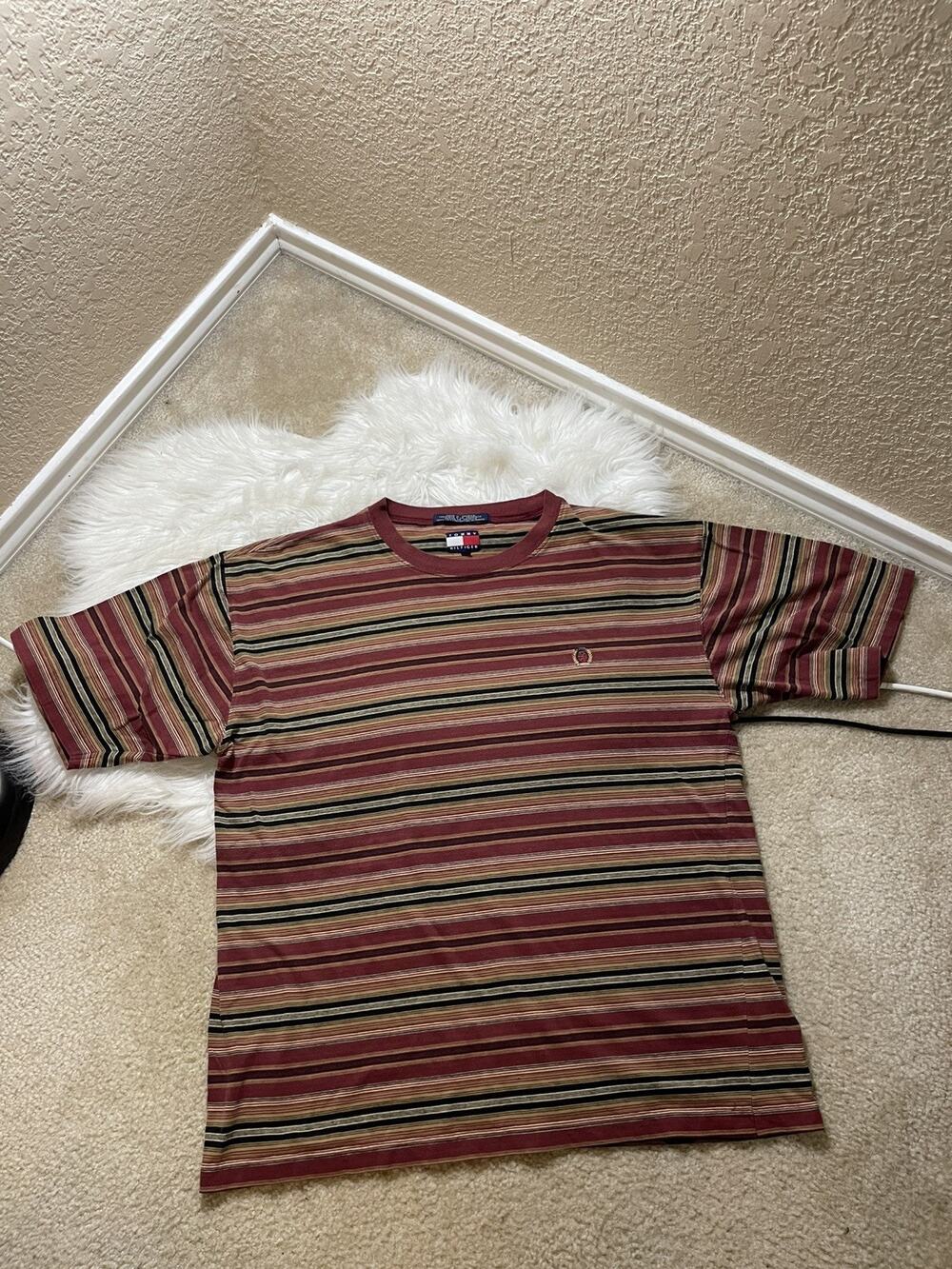 VTG Tommy Hilfiger Large Stripe T Shirt Crest Logo Prep Red White Black Brown